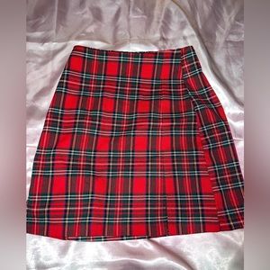 Brandy Melville Plaid Red Skirt